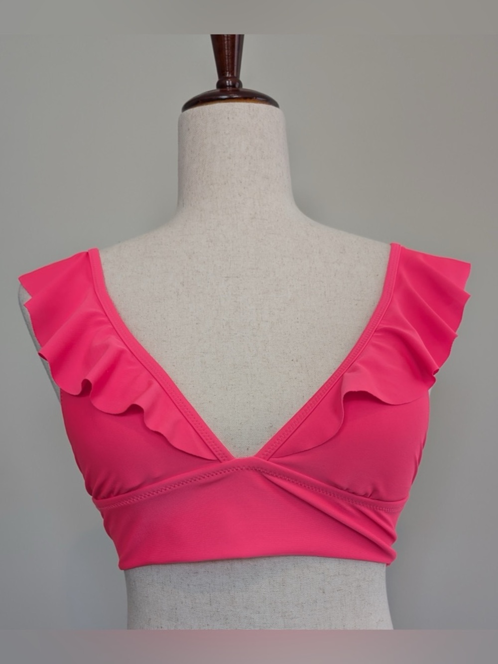 Aerie Ruffle Triangle Bikini Top in Hot Pink Size Small